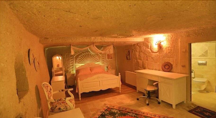 Iris Cave Cappadocia