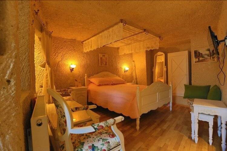Iris Cave Cappadocia