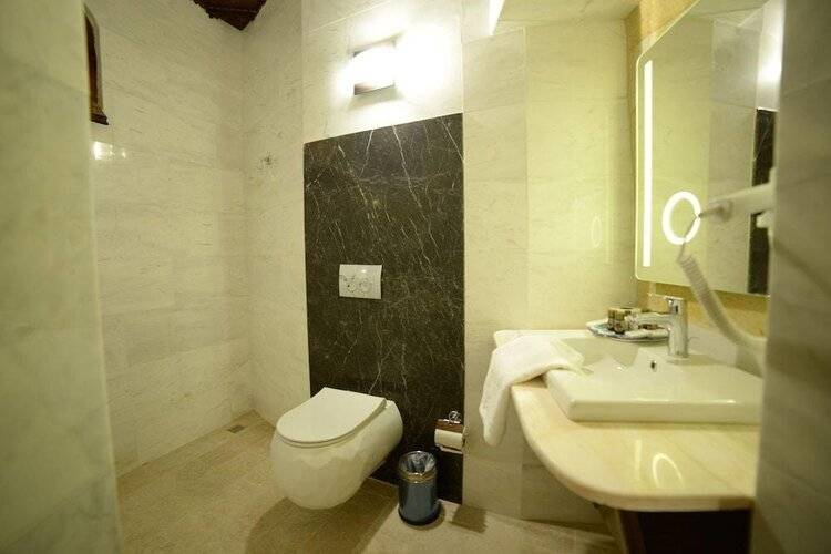 Crassus Cave Hotel