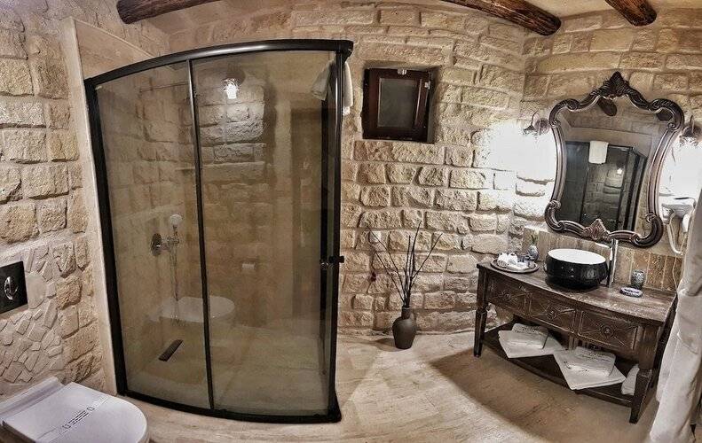 Elysion Cave Suites
