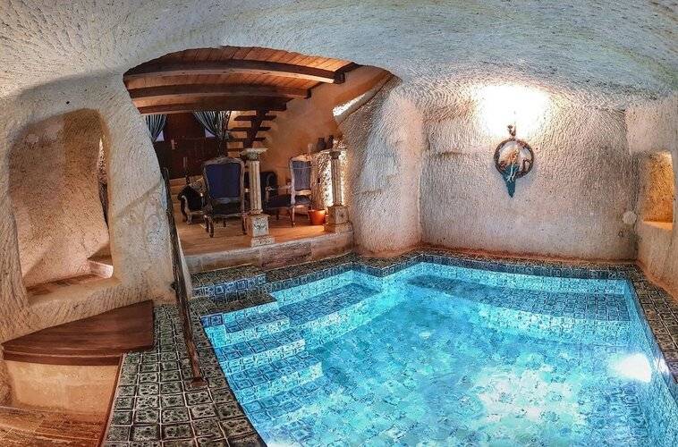 Elysion Cave Suites