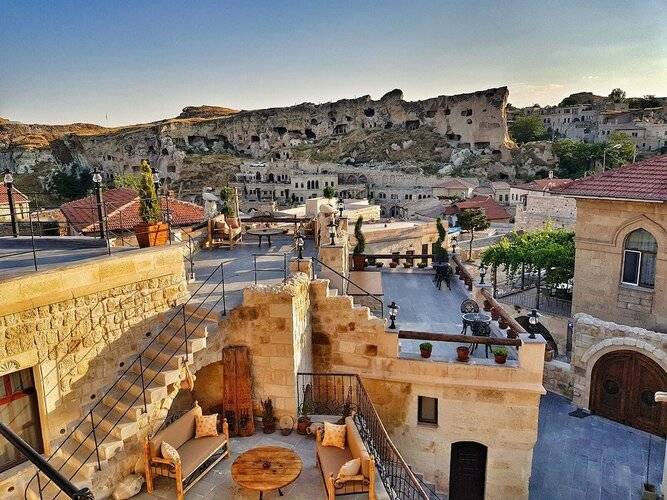 Elysion Cave Suites