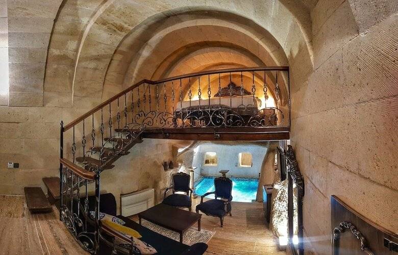 Elysion Cave Suites