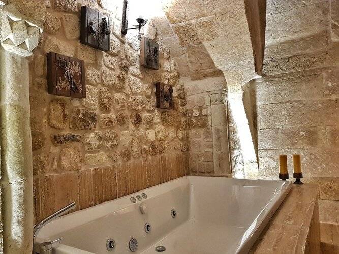 Elysion Cave Suites