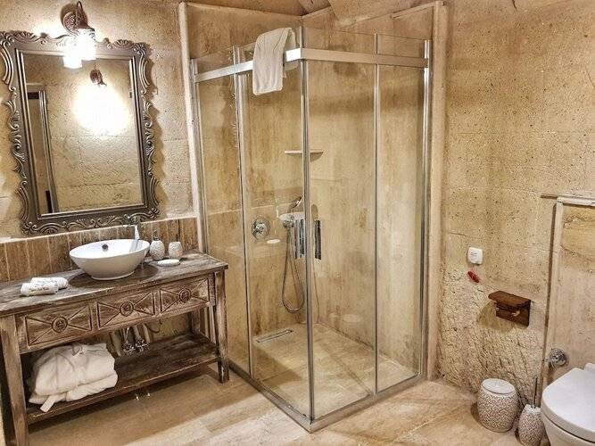 Elysion Cave Suites