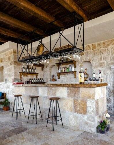 Megaron Cave Hotel