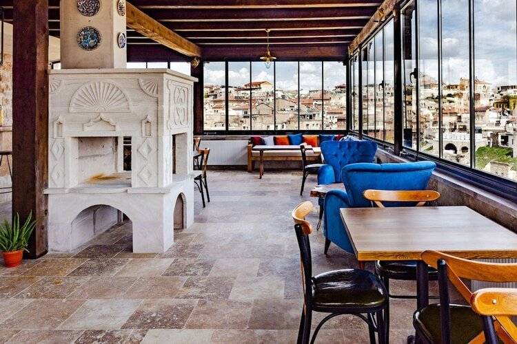 Megaron Cave Hotel