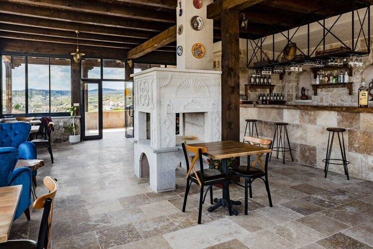 Megaron Cave Hotel