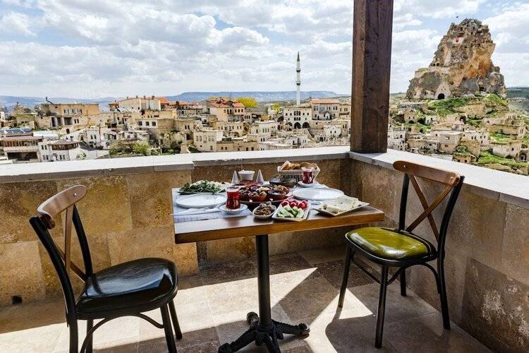 Megaron Cave Hotel