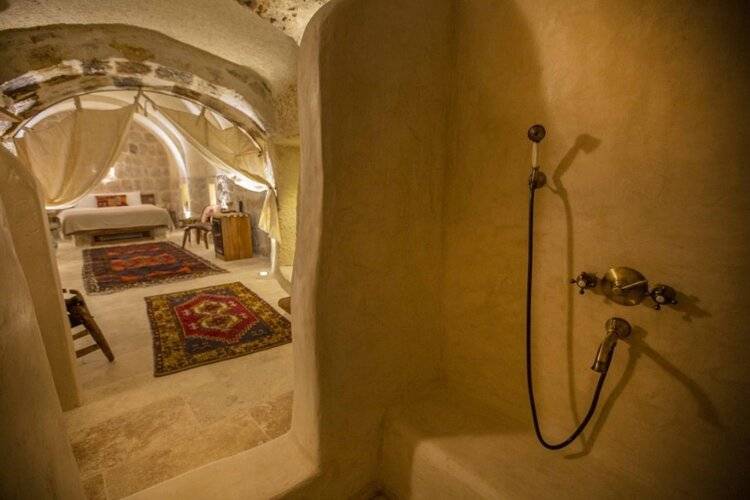 Doda Artisanal Cave
