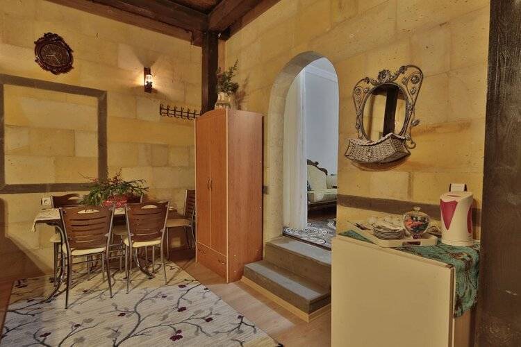 Goreme Valley Cave House