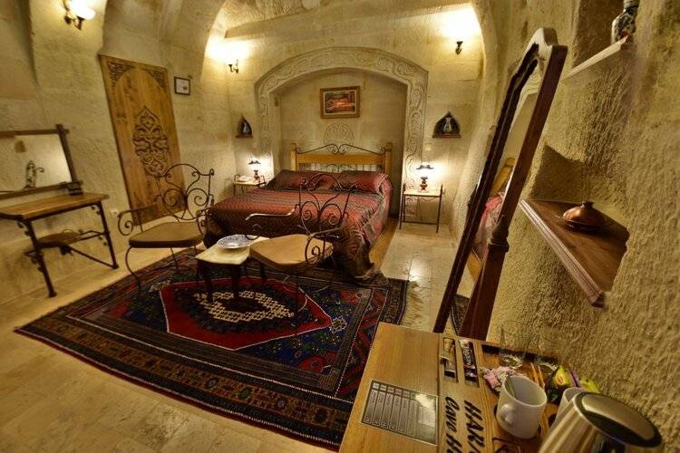 Harman Cave Hotel