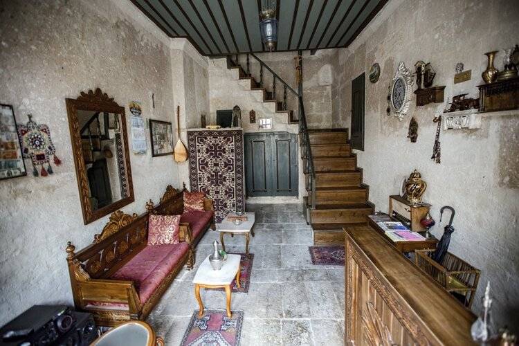 Kardesler Cave Suite