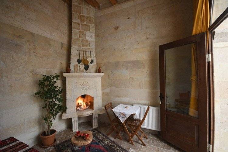 Lavinia Cappadocia