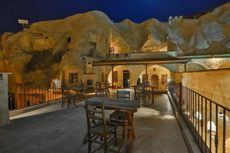 Oread Cave Suites
