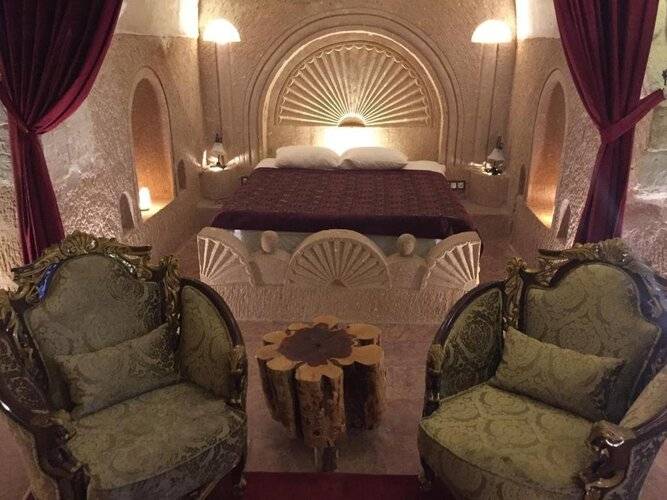 Oread Cave Suites