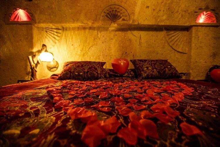 Oread Cave Suites