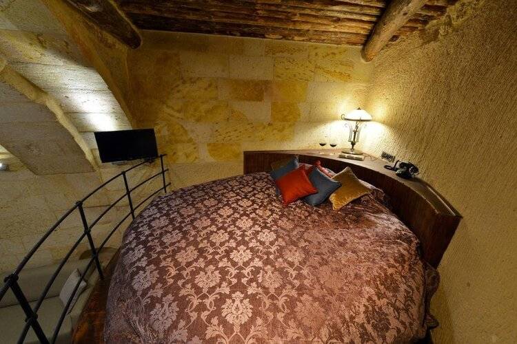 Sunak Cave Hotel