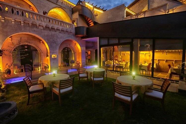 Sunak Cave Hotel