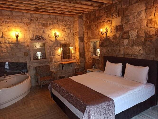 The Red Horse Hotel