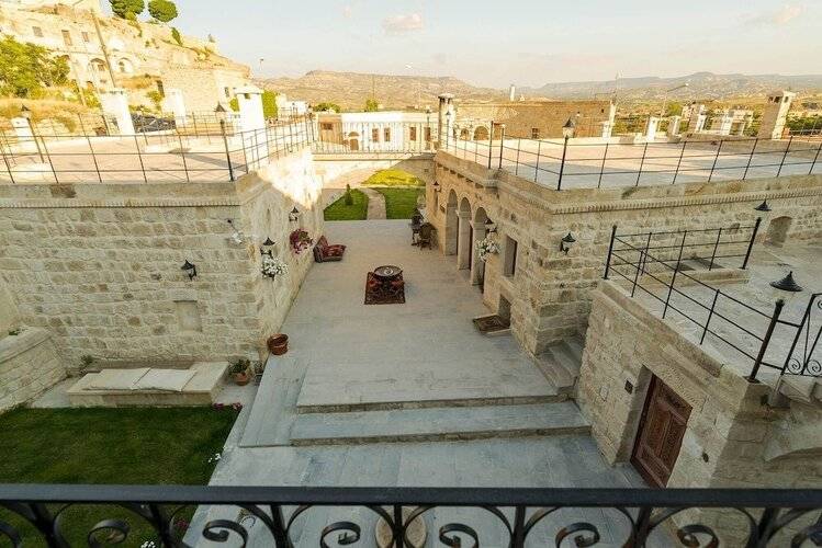 Zeydem Suites