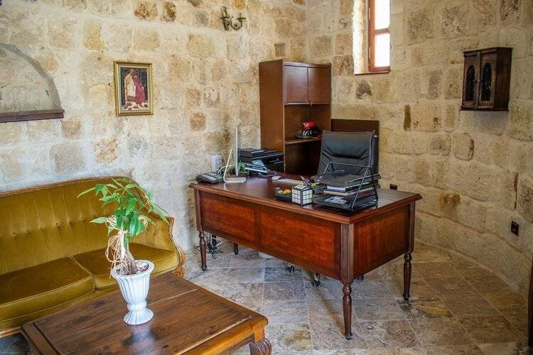 Zeydem Suites