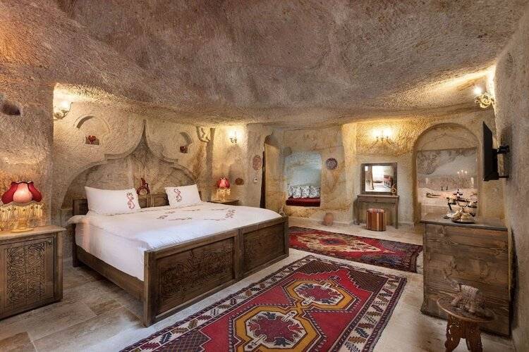 Kayata Cave Suites