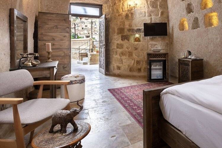 Kayata Cave Suites