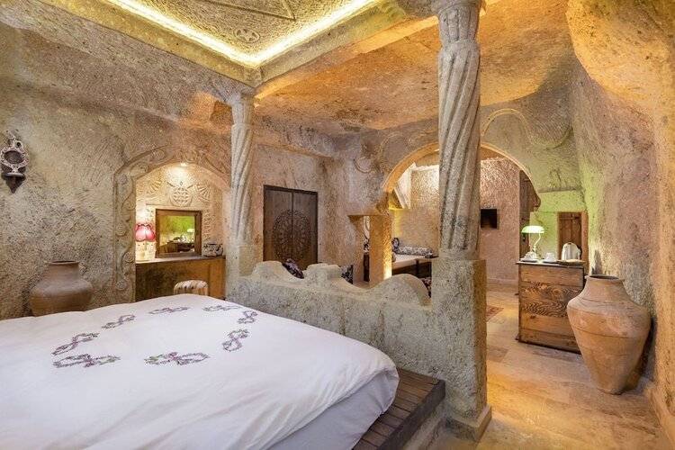 Kayata Cave Suites