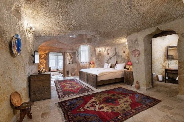 Kayata Cave Suites