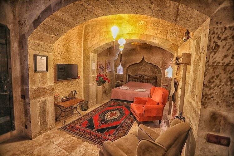The Dorm Cave By Travellers