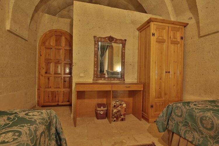 Walnut House