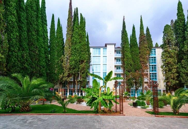 Imeni Chelyskintsev Hotel