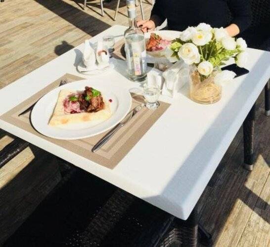Imeni Chelyskintsev Hotel