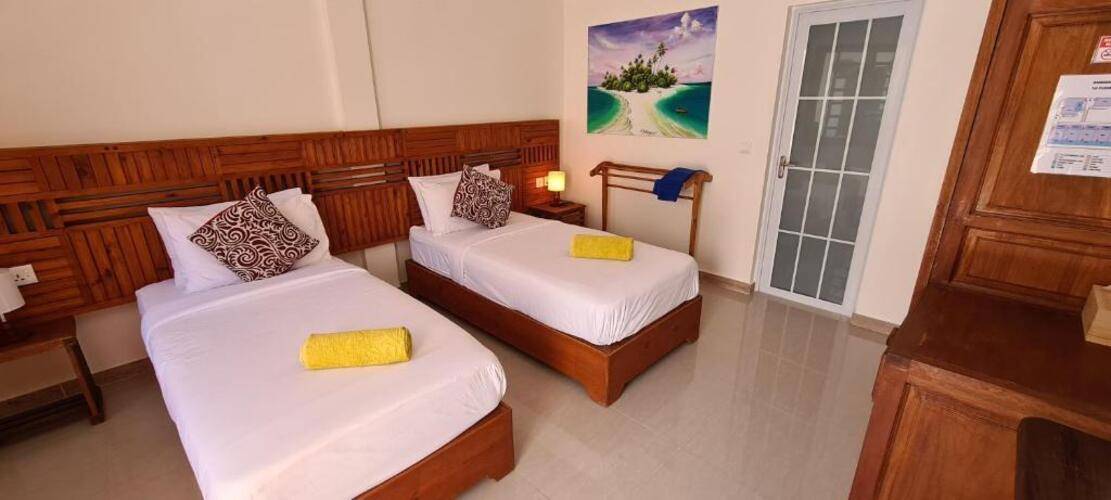 Kamadhoo Inn