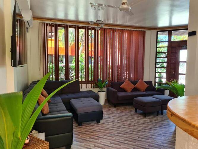 Kamadhoo Inn