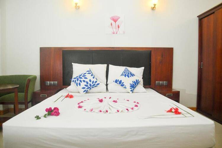 La Cabana Maldives Guesthouse
