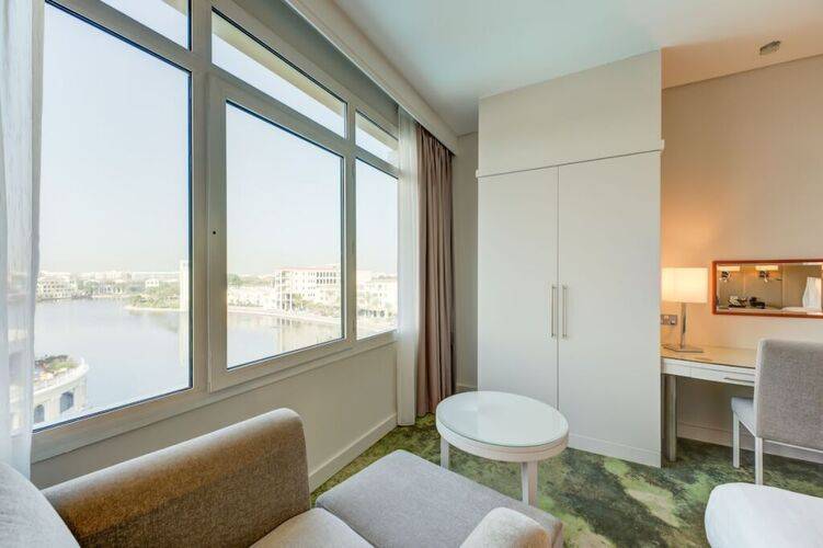 Millennium Lakeview Hotel