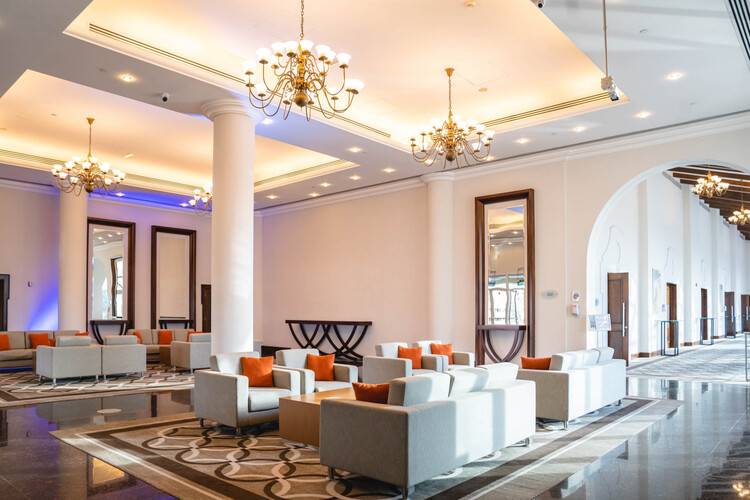Millennium Lakeview Hotel