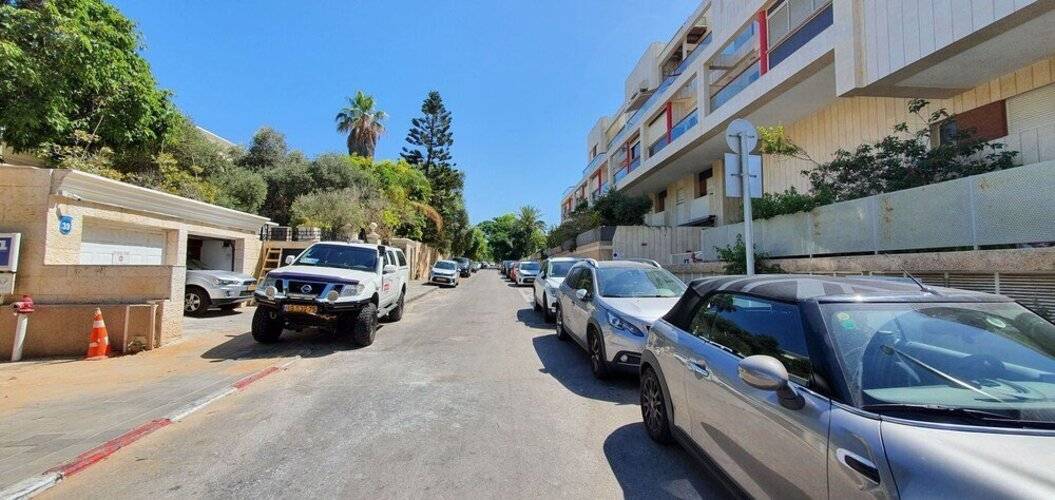 Beautiful Apartment Near Beach H1