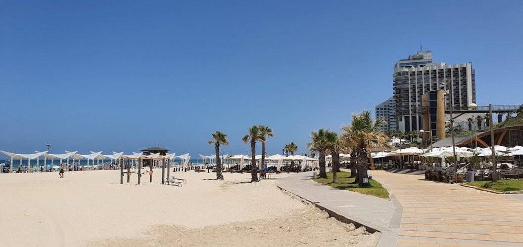 Beautiful Apartment Near Beach H1