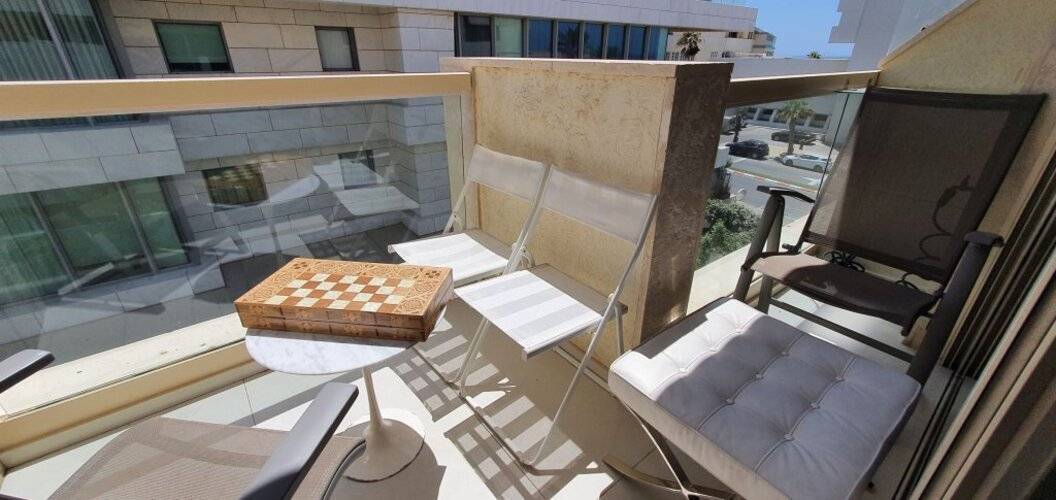 Апартаменты Beautiful 2 Bdr Swimming Pool #H1