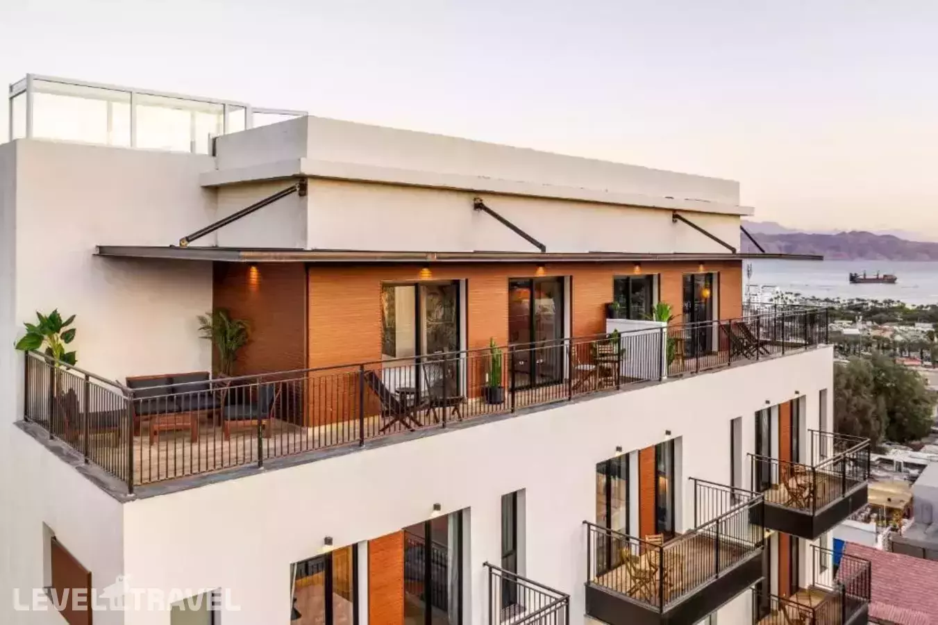 Mr. Soof - By Tlv2go