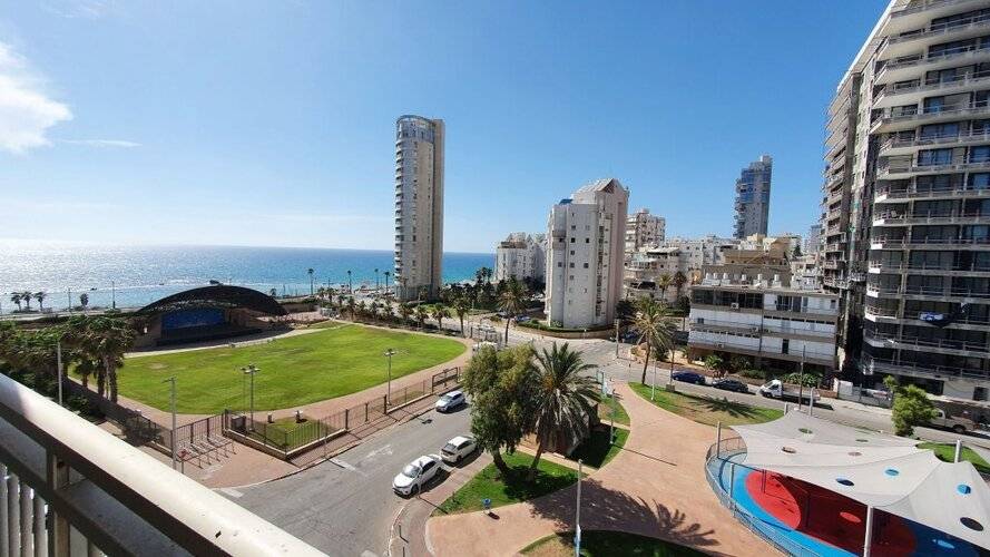 Апартаменты Charming 3 Bdr Sea View Bat Yam #B5