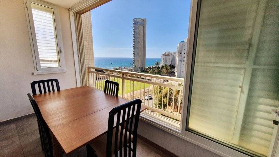 Апартаменты Charming 3 Bdr Sea View Bat Yam #B5