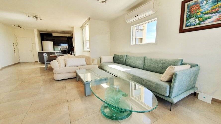 Апартаменты Charming 3 Bdr Sea View Bat Yam #B5