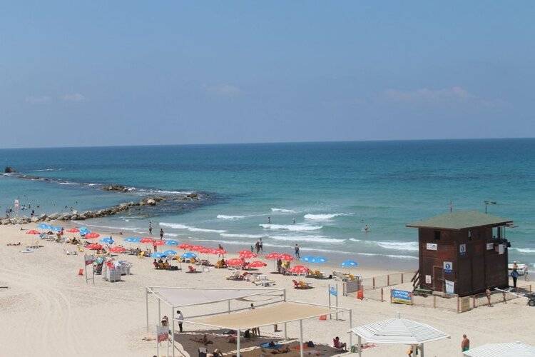 Hatzmaot - Bat Yam