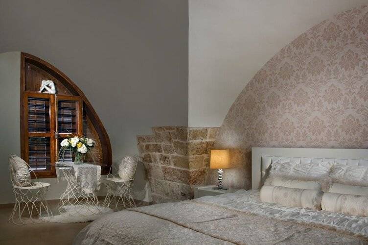 Lighthouse Suite