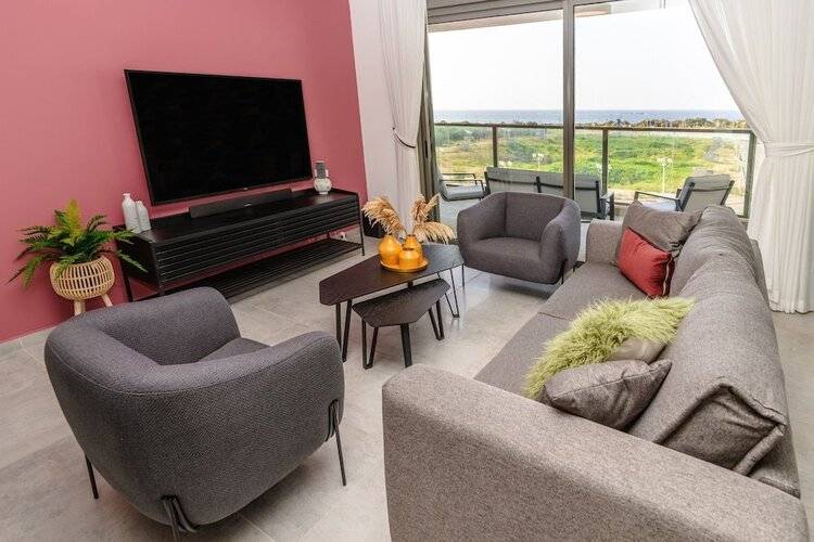 Modern With Balcony Over Looking The Sea