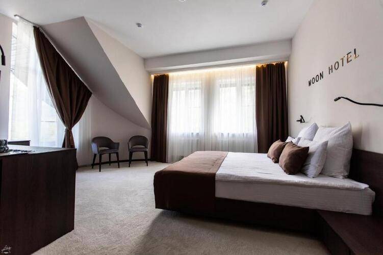 Moon Hotel